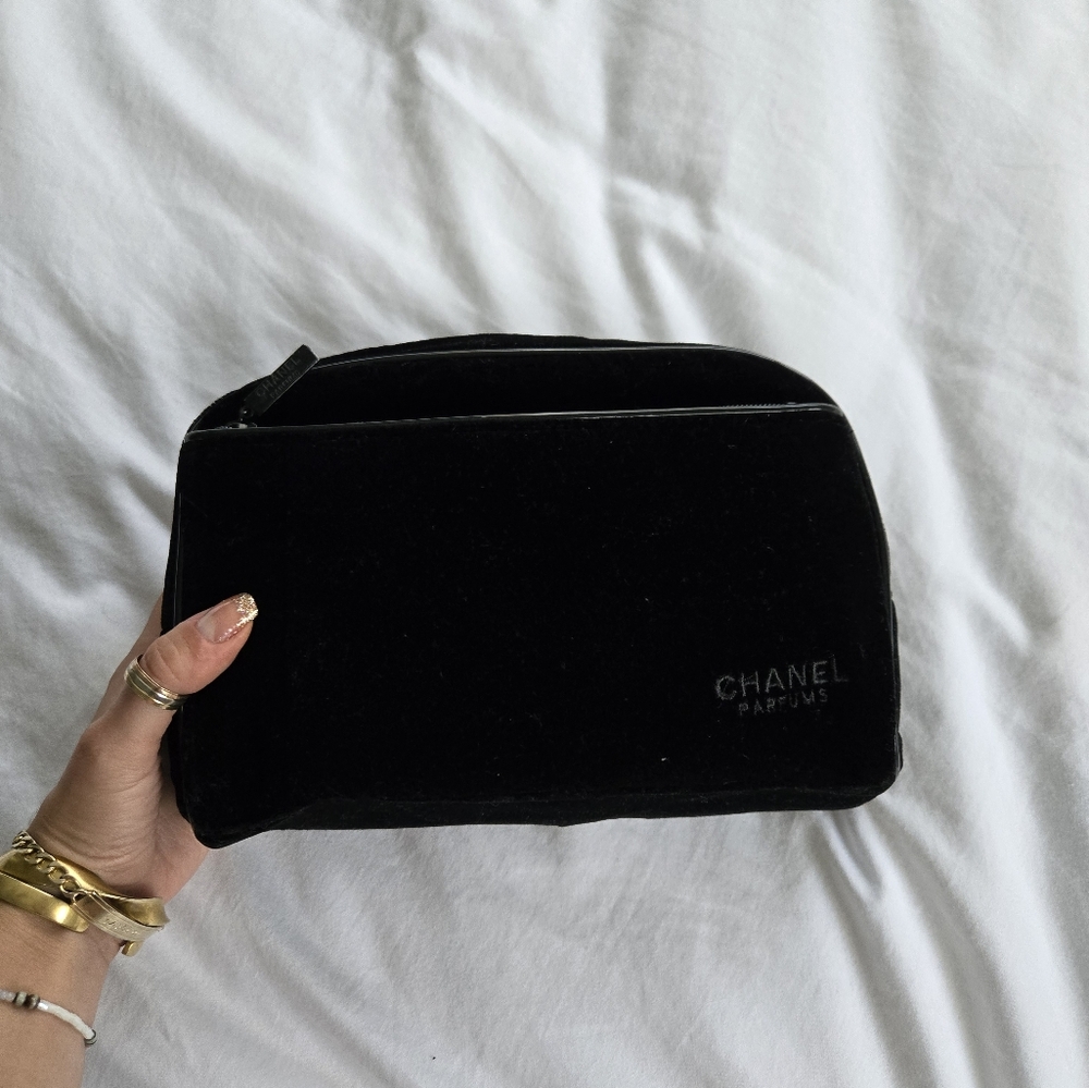 CHANEL Parfums velvet velour makeup cosmetic bag clutch case black - Picture 5 of 12